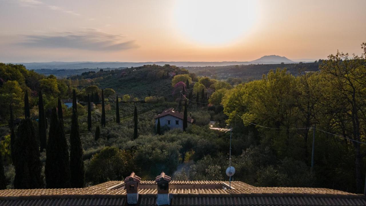 La Tana Delle Stelle B&B Di Charme E Relax Fara in Sabina Exterior foto