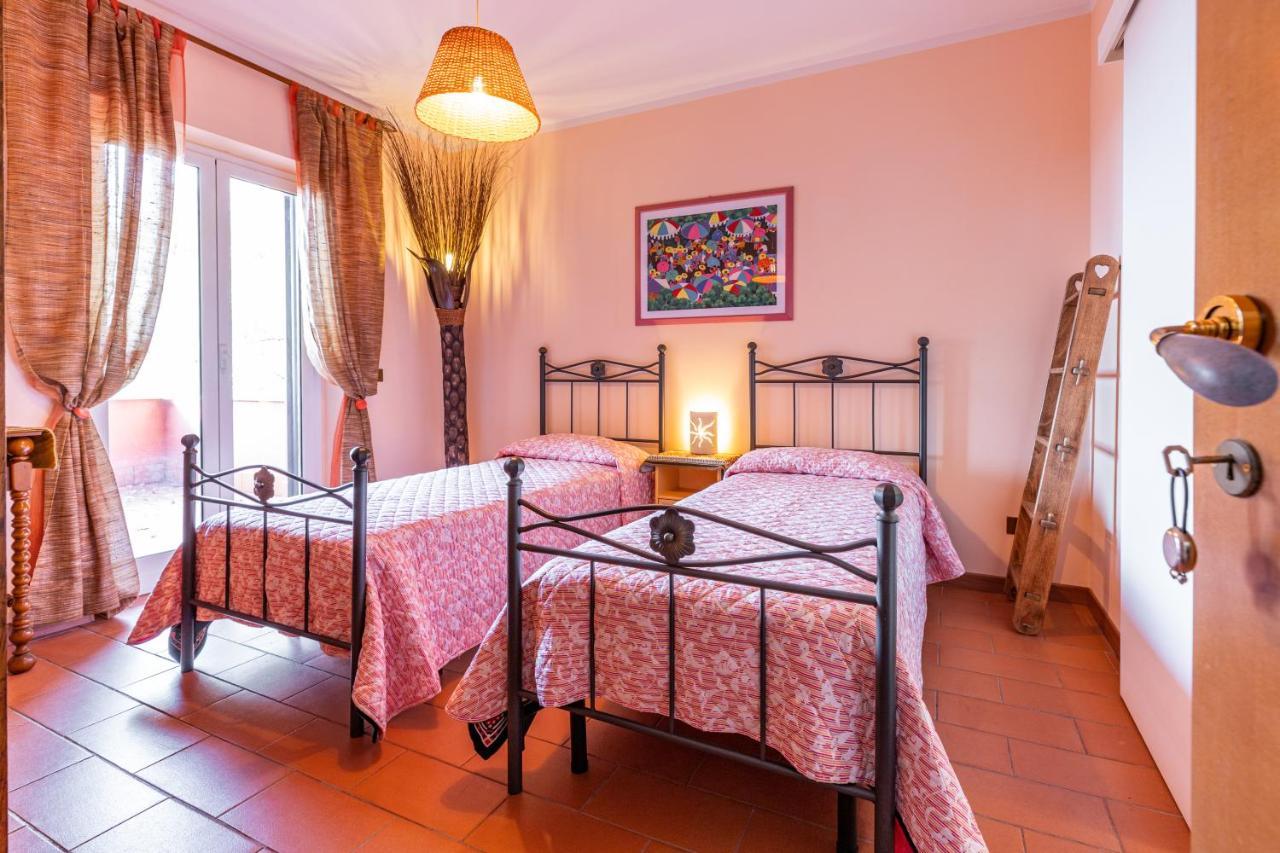 La Tana Delle Stelle B&B Di Charme E Relax Fara in Sabina Exterior foto