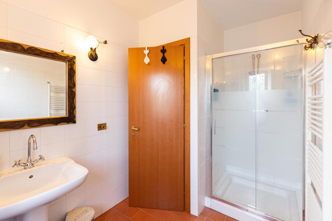 La Tana Delle Stelle B&B Di Charme E Relax Fara in Sabina Exterior foto